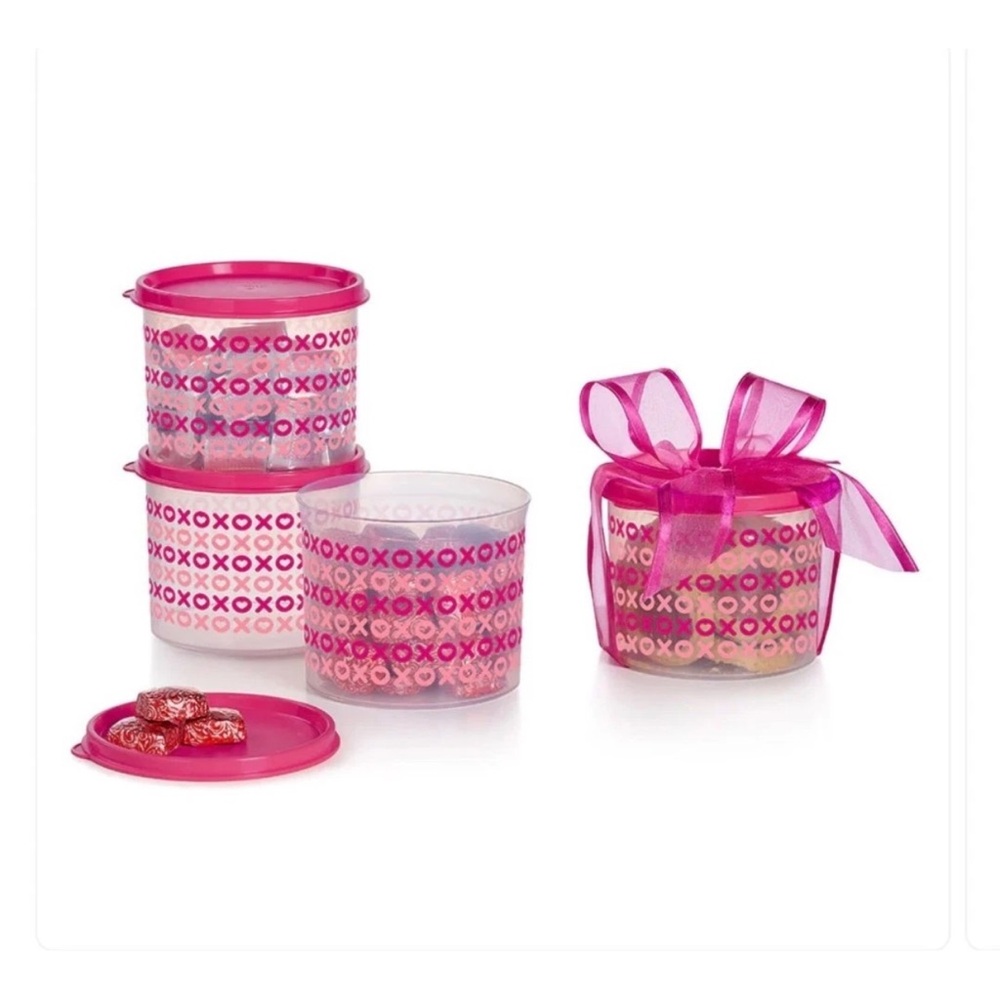 Tupperware Pink XO Patterned (Set includes 4 Containers 2 1/2 cups each one)New